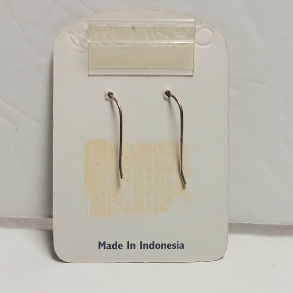 Sterling Silver French Wire Round Dangle Etched Earrings Onyx Bead 1 1/4" Length - Picture 6 of 7